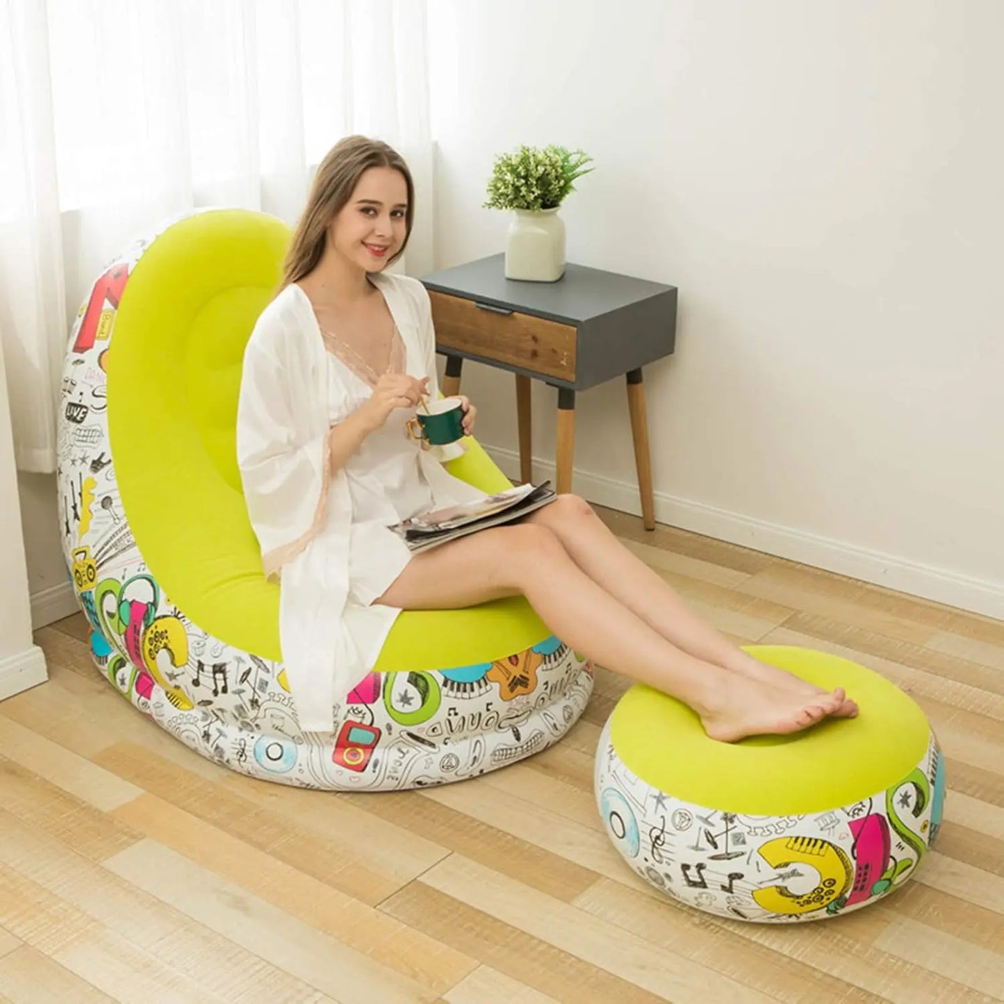 Sofa na naduvavanje šarena