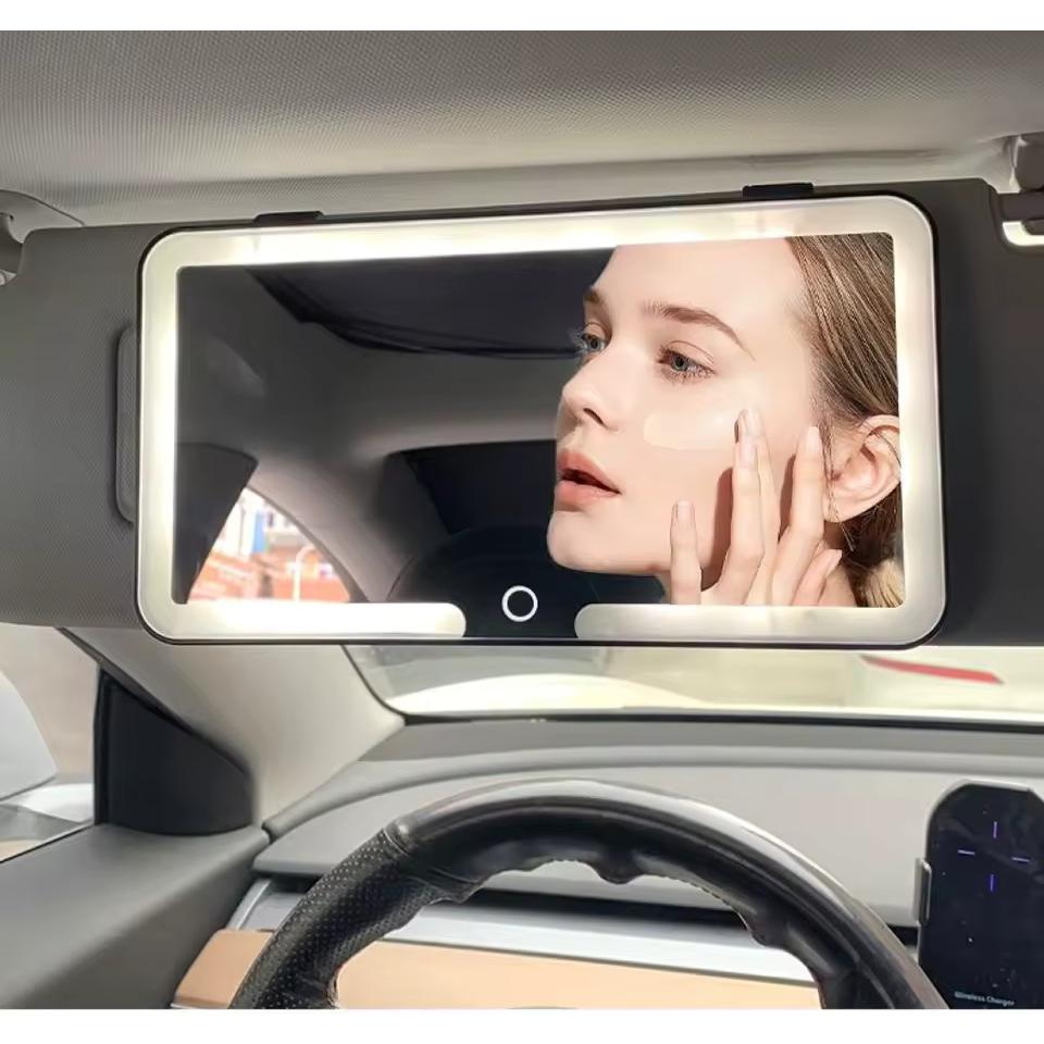 LED ogledalo za šminkanje u autu — detalj 3