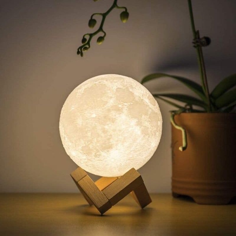 3D mesec lampa — pregled