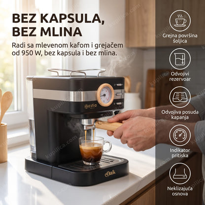 Osoba priprema espreso na aparatu za espresso sa mlevenom kafom u kuhinji