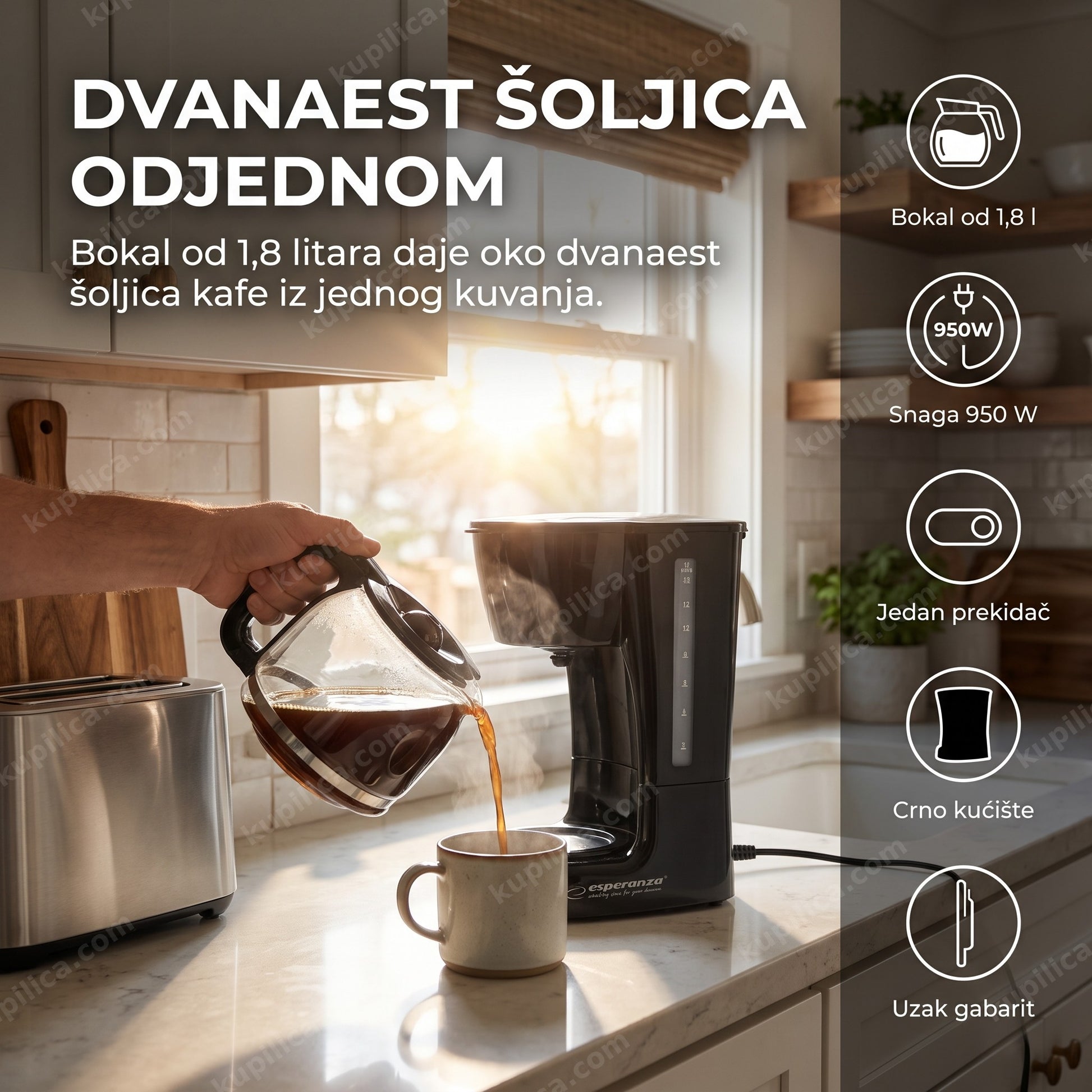 Osoba sipa filter kafu iz bokala aparata za filter kafu u kuhinji