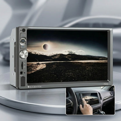 auto multimedija 7025D — pregled