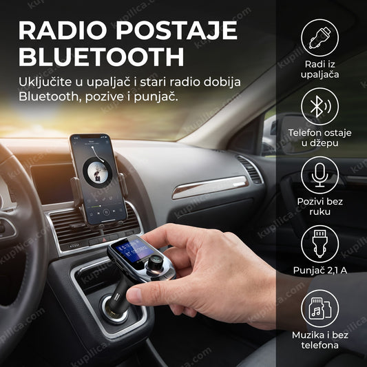 bluetooth fm transmiter za auto — vozač uključuje uređaj u upaljač, telefon u držaču na tabli