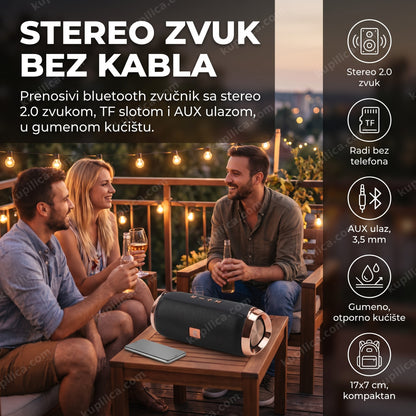 prenosivi bluetooth zvučnik — prijatelji slušaju muziku sa malog zvučnika na terasi uveče, stereo 2.0 zvuk, radi bez telefona, gumeno otporno kućište