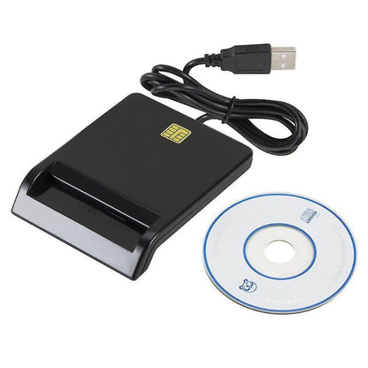 crni čitač lične karte i zdravstvene knjižice sa usb kablom i instalacionim cd-om