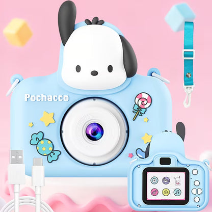 dete pravi sliku Pochacco fotoaparatom