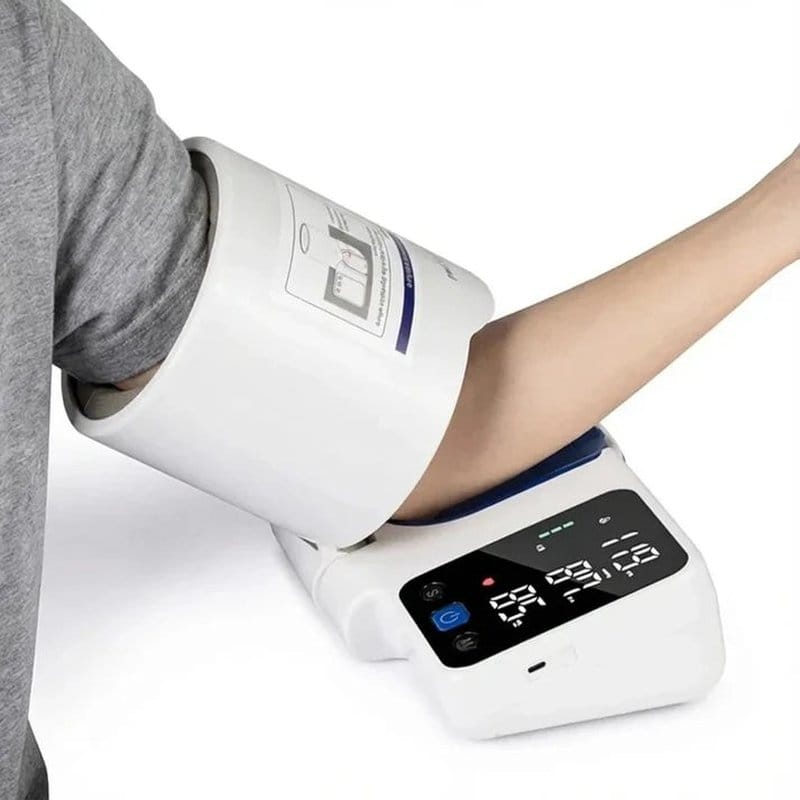 digitalni aparat za merenje pritiska za nadlakticu — pregled