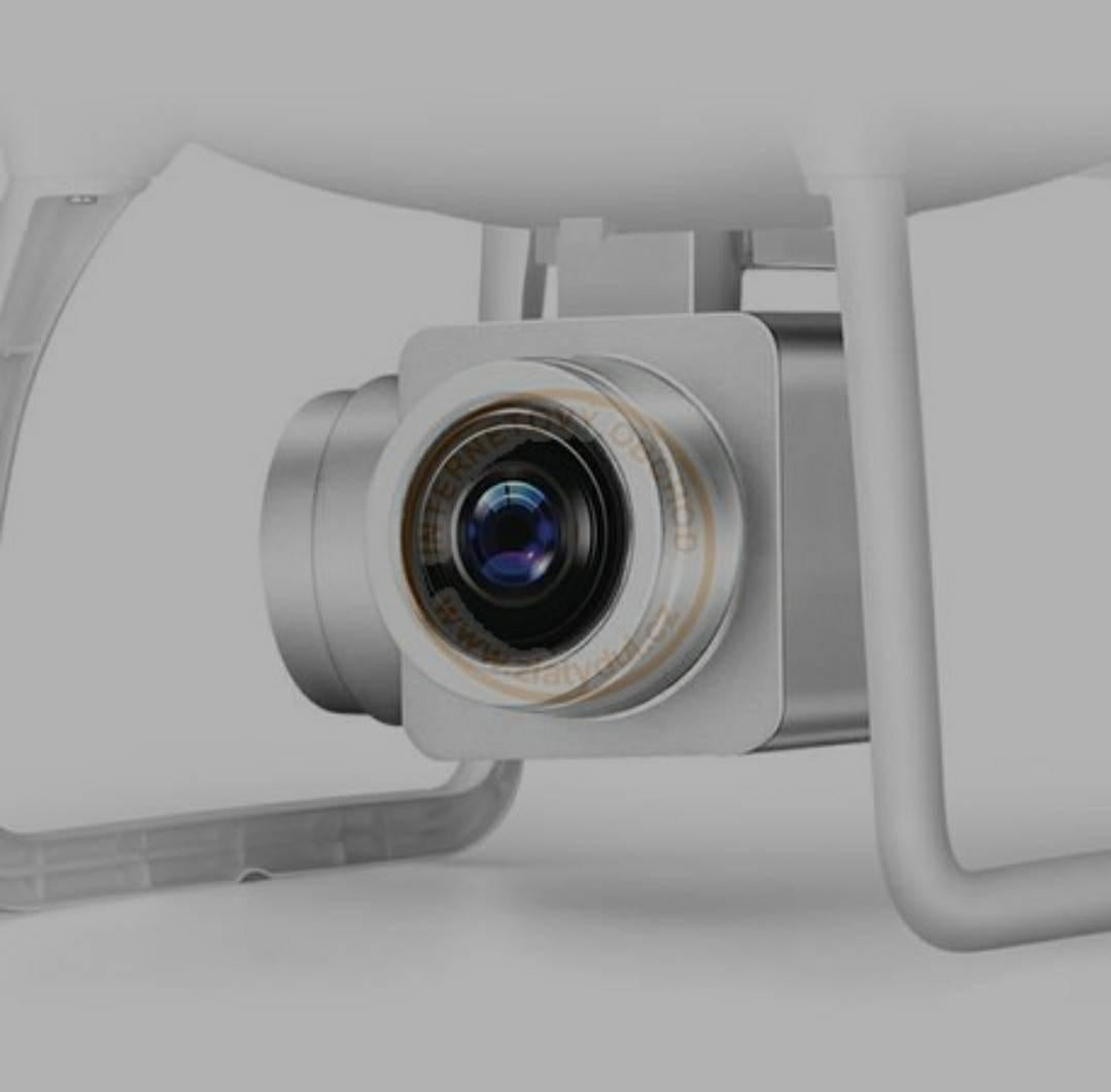 dron sa kamerom — detalj 2