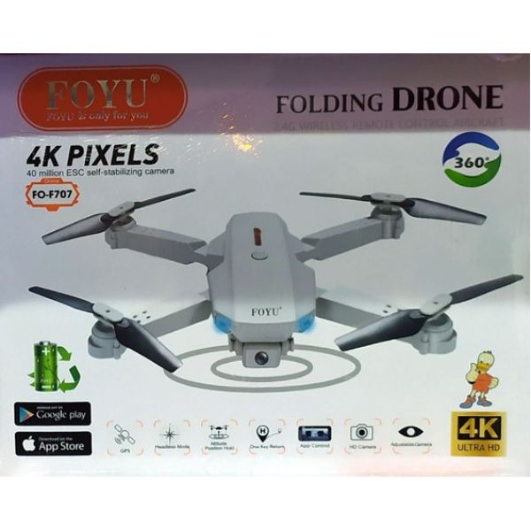mini dron FOYU F-707 u letu iznad livade, snimanje iz vazduha