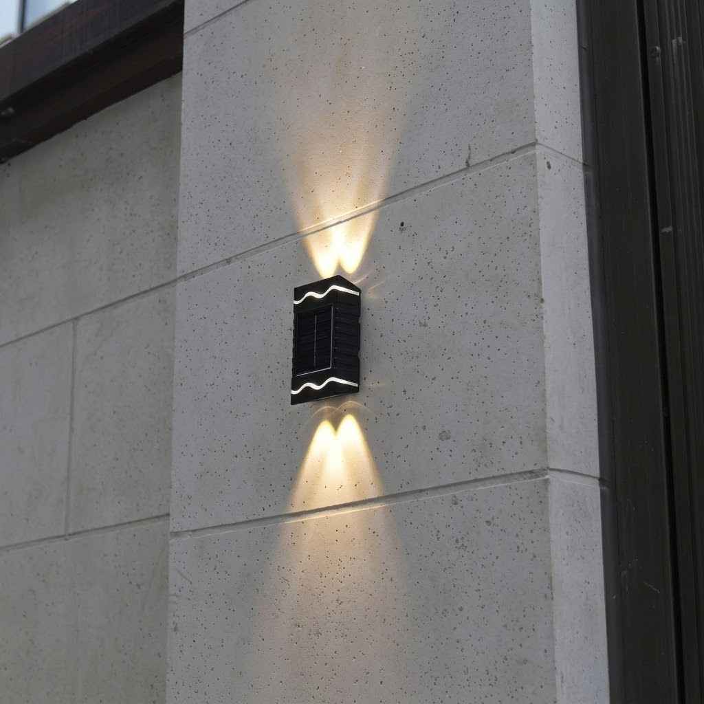 dvostrane solarne zidne lampe — detalj 1