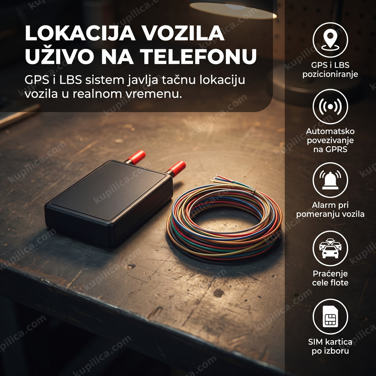 gps tracker za vozila sa antenama i kablovima na radnom stolu