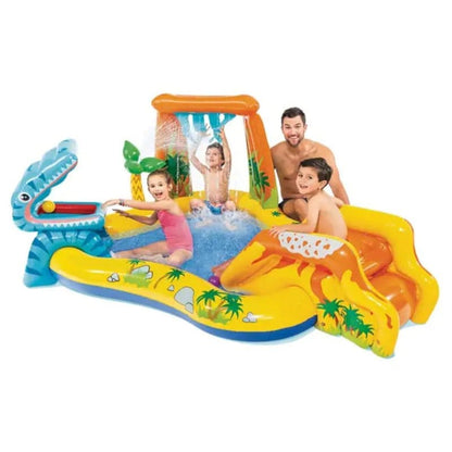 intex bazen zabavni park sa toboganom i dinosaurusom u dvorištu
