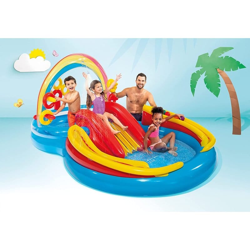 intex rainbow bazen sa toboganom i porodicom ispod duginog luka