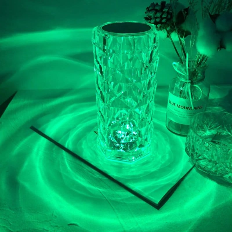 kristal lampa RGB 16 boja — pregled