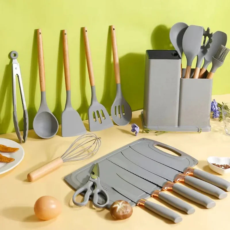 kuhinjski set od 19 delova — detalj 9