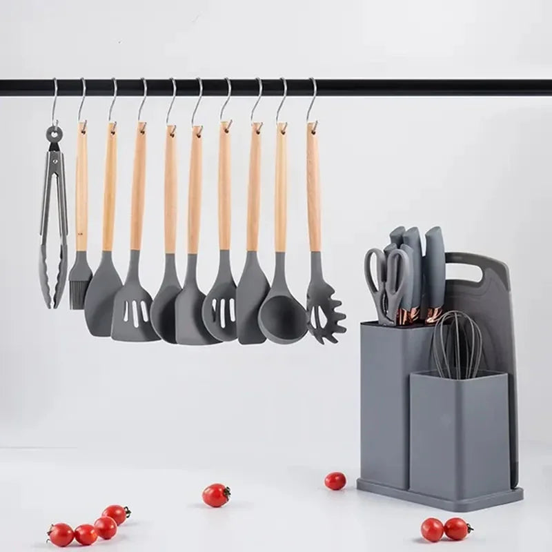 kuhinjski set od 19 delova — detalj 5