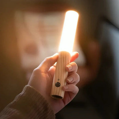led lampa sa senzorom pokreta i magnetnim postoljem — detalj 3