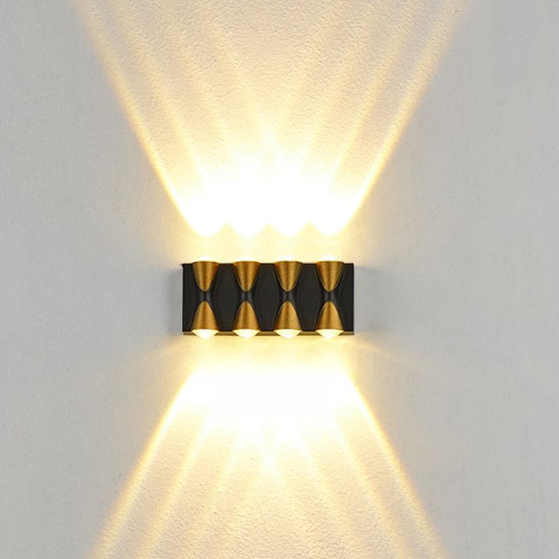 dvosmerna spoljna zidna LED lampa — detalj 1