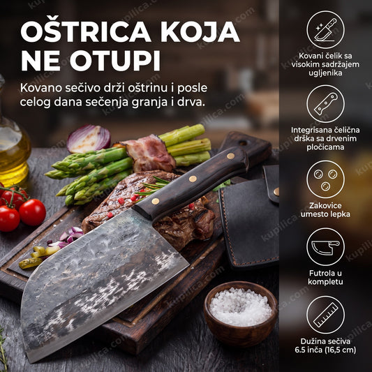 Lovačka kovana satara sa futrolom položena na dasku za sečenje pored povrća, profesionalna kuhinjska scena — benefiti proizvoda