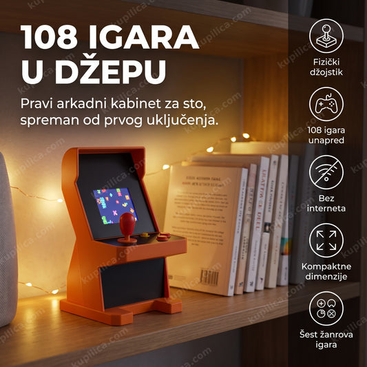 mini arkadni automat sa džojstikom na polici uveče