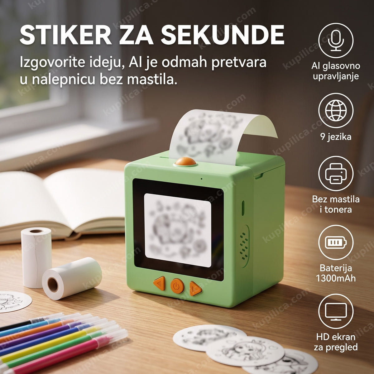 mini termalni štampač nalepnica sa glasovnim upravljanjem na radnom stolu