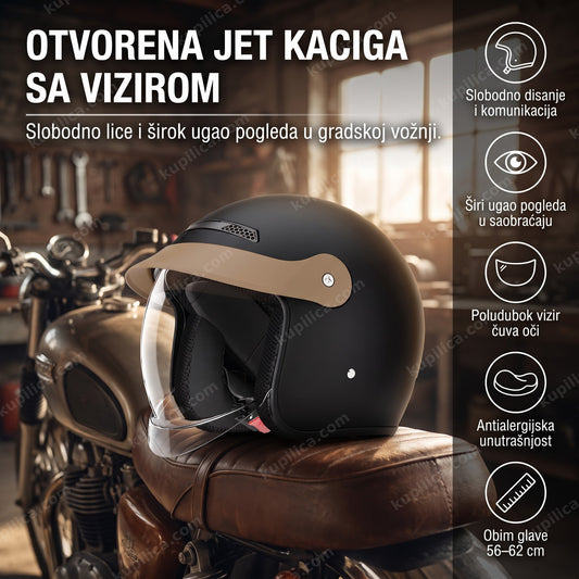 Otvorena jet kaciga sa vizirom na sedištu motocikla u garaži