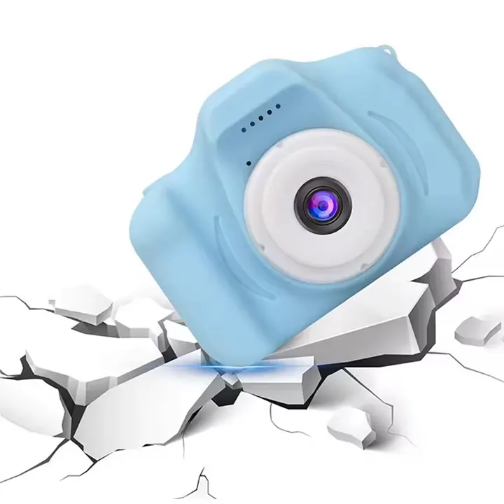 plavi dečiji digitalni fotoaparat — detalj 3