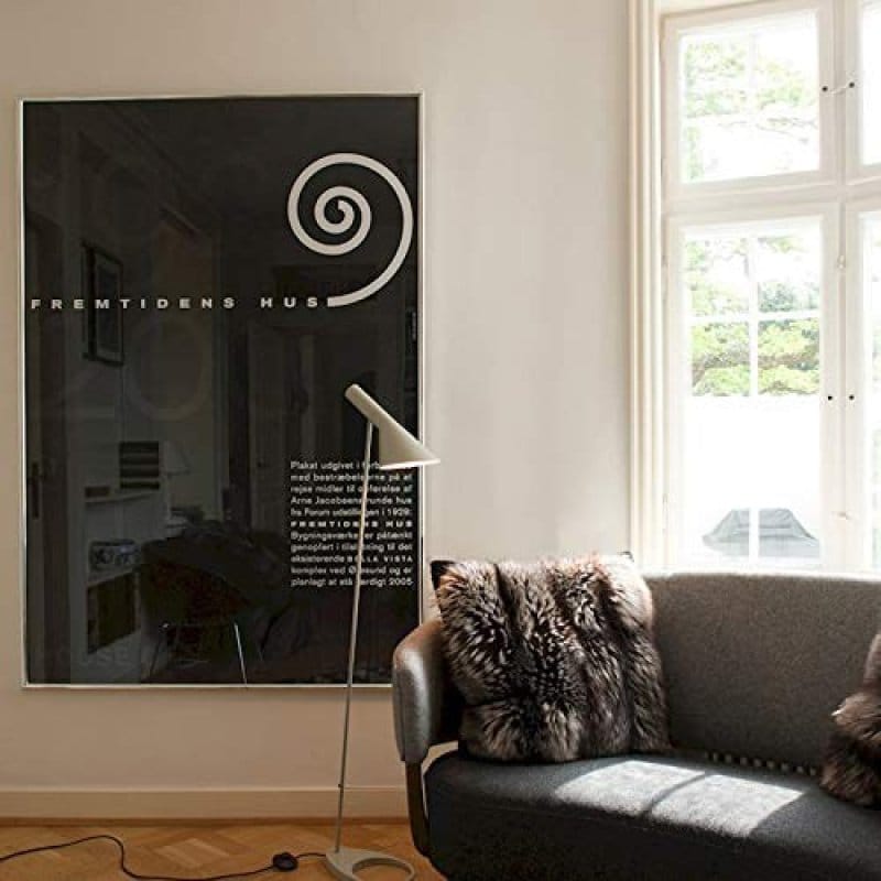 grlo E27 na vrhu podne lampe bez sijalice