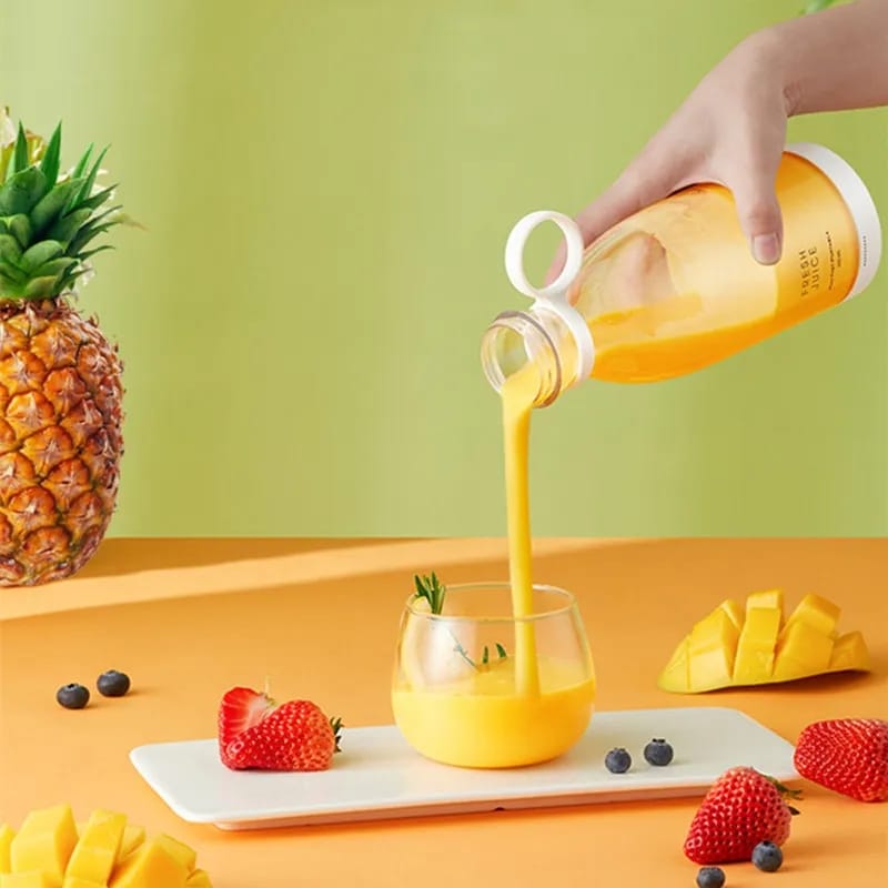 prenosivi USB blender — detalj 1