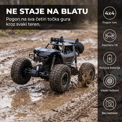 Crni RC džip 1:8 sa 4x4 pogonom prska blato na terenu