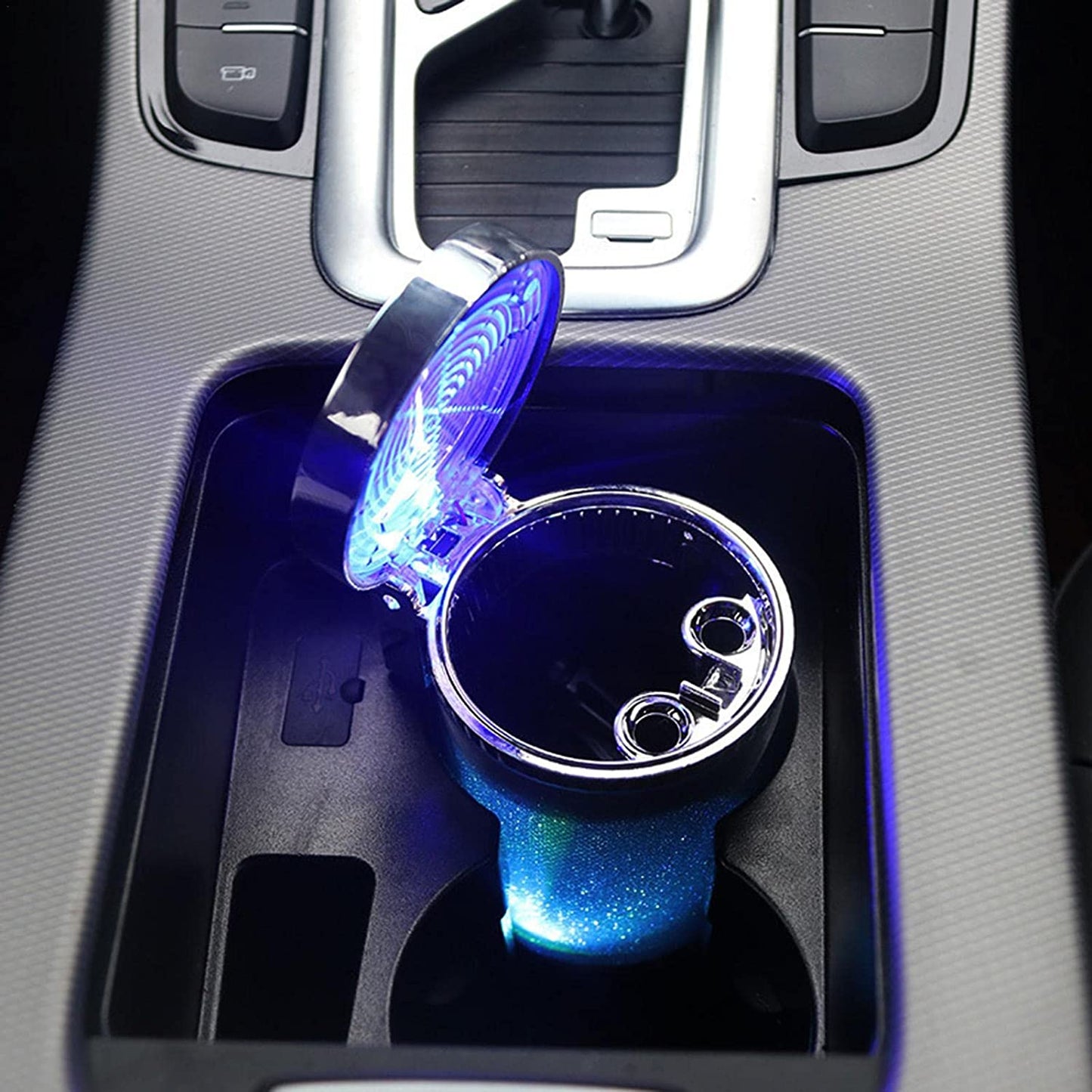 pepeljara za auto — detalj 1