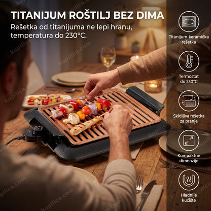 Ruke odraslih pripremaju meso na roštilju bez dima za trpezarijskim stolom
