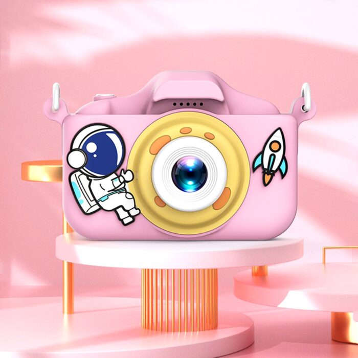roze dečiji fotoaparat Astronaut — detalj 1
