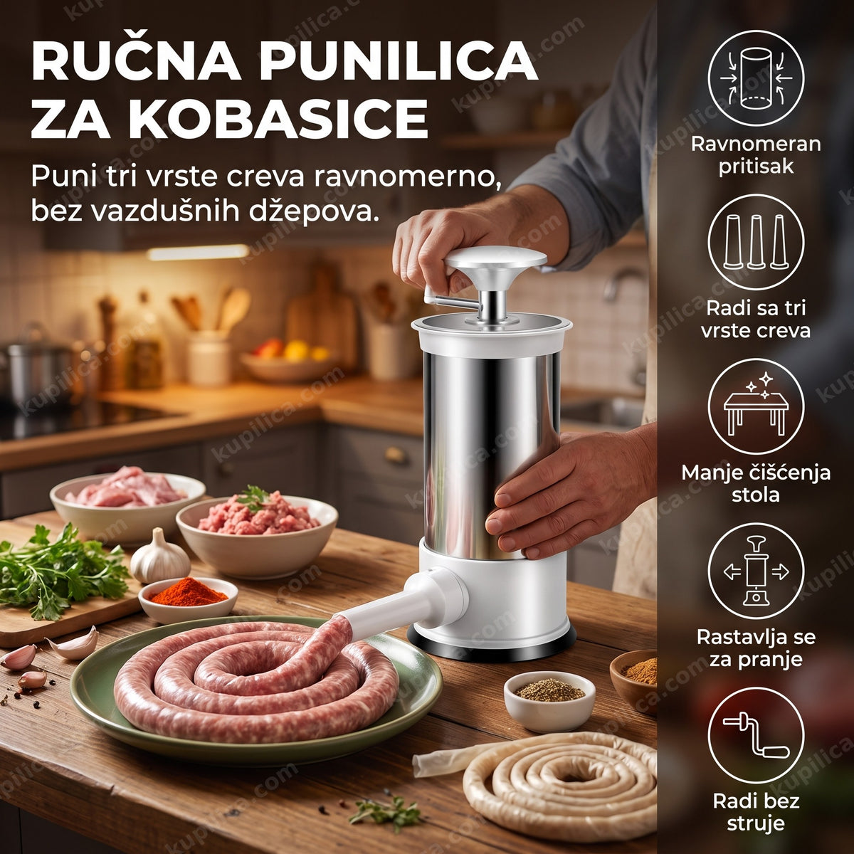 Ručna punilica za kobasice puni sveže kobasice na kuhinjskom stolu