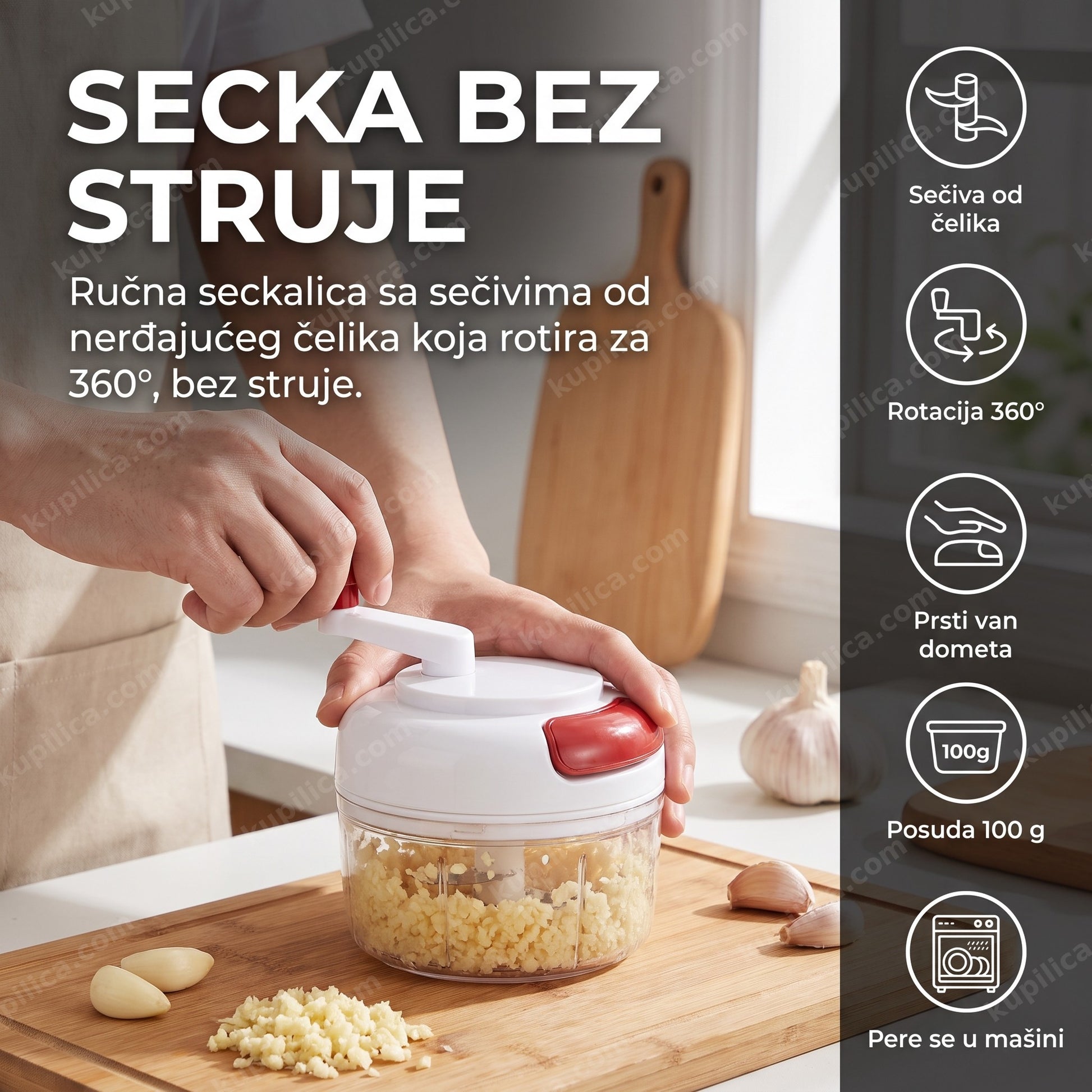 Mini ručna seckalica za povrće 100 g — odrasla osoba okreće ručicu i secka beli luk u kuhinji, bez struje