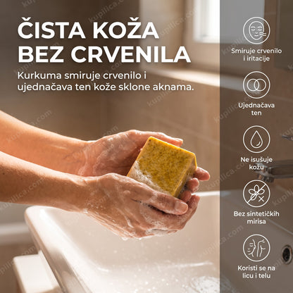 prirodni sapun od kurkume u peni na rukama u kupatilu, prikaz benefita proizvoda