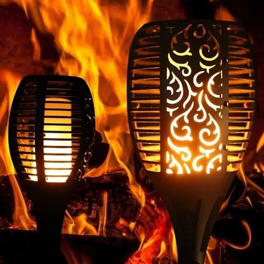 Solarna lampa sa efektom plamena
