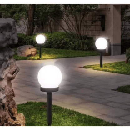 solarne lampe za baštu 4 komada — detalj 1