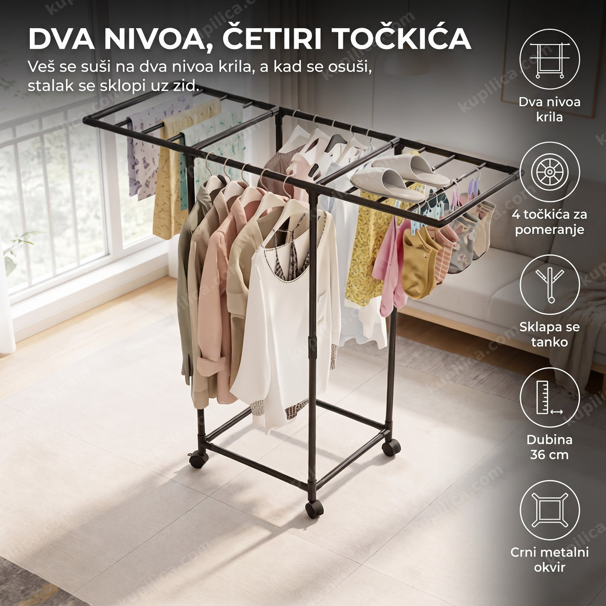 sklopivi metalni stalak za veš na točkićima u dnevnoj sobi