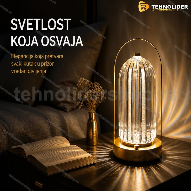 stona lampa fenjer sa staklenom kupolom na zlatnoj metalnoj osnovi