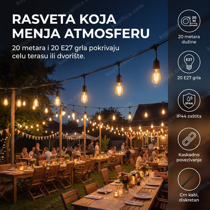 Viseća rasveta za dvorište preko velike terase uveče, restoranska atmosfera