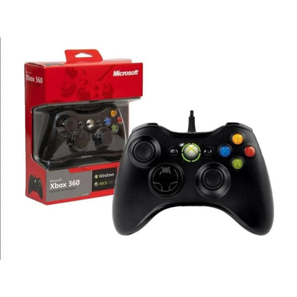 Xbox 360 žičani džojstik pored originalne kutije sa microsoft logom