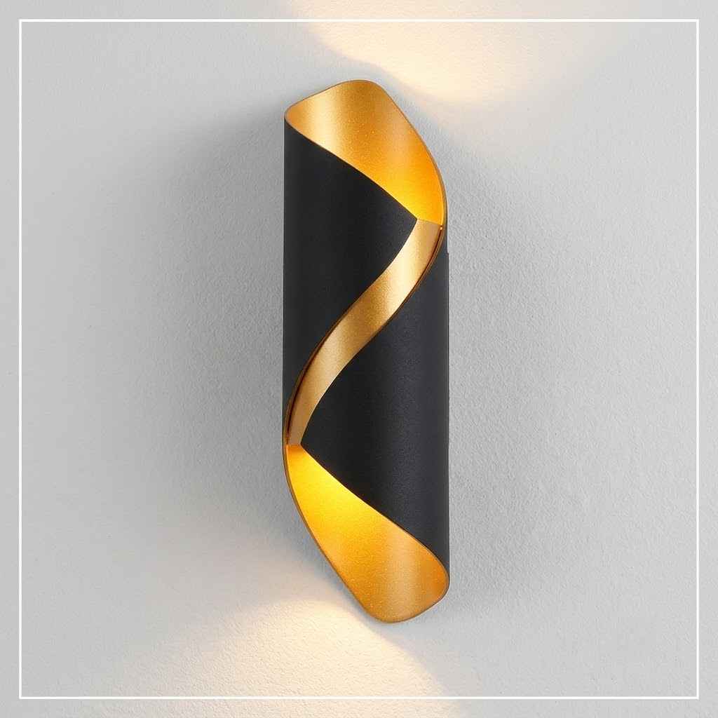 Zidna lampa DS-XR01 — crno-zlatno aluminijumsko kućište visine 30 cm